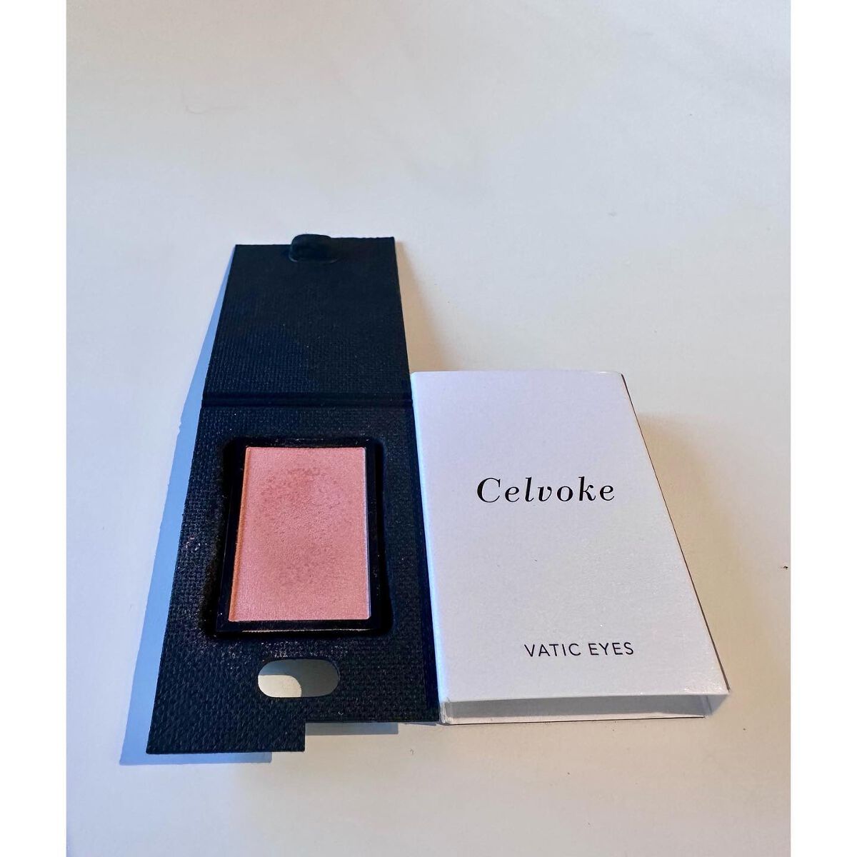 ヴァティック アイズ/Celvoke/単色アイシャドウを使ったクチコミ（1枚目）