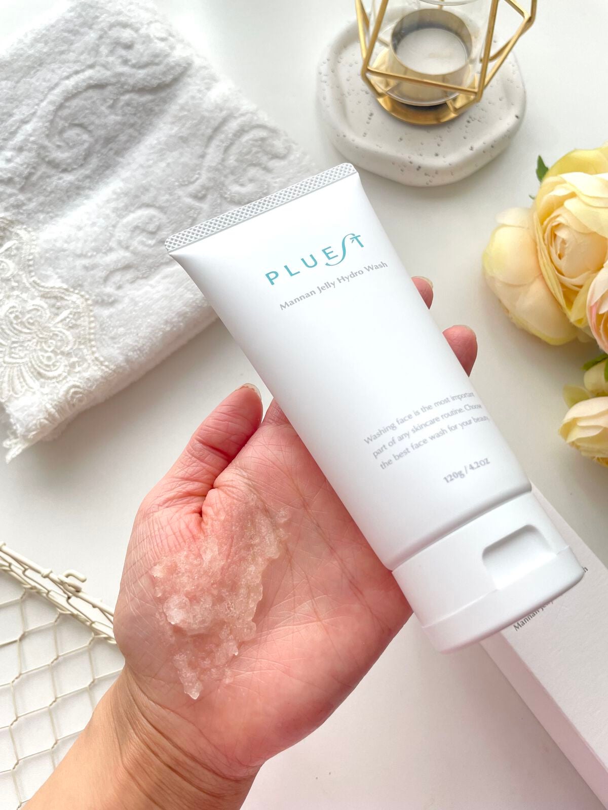 arisya08 on LIPS 「高保湿力の洗顔料𓂃🫧泡立てる必要はなく、ジュレをお顔にくるく..」(3枚目)