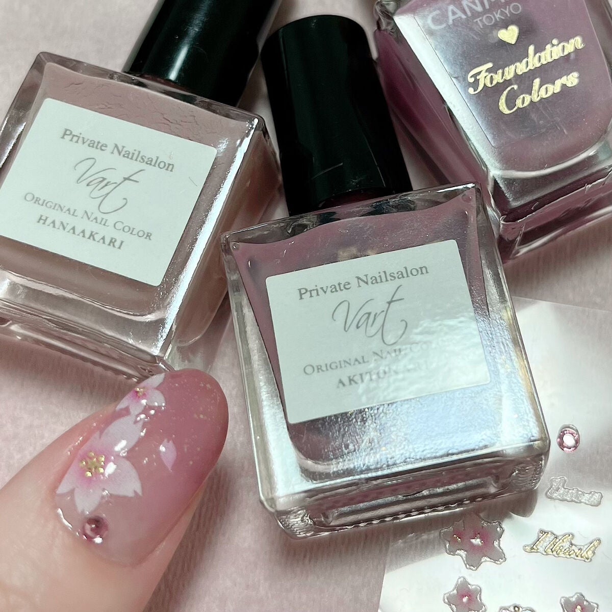 ファンデーションカラーズ/キャンメイク/マニキュアを使ったクチコミ(2枚目)