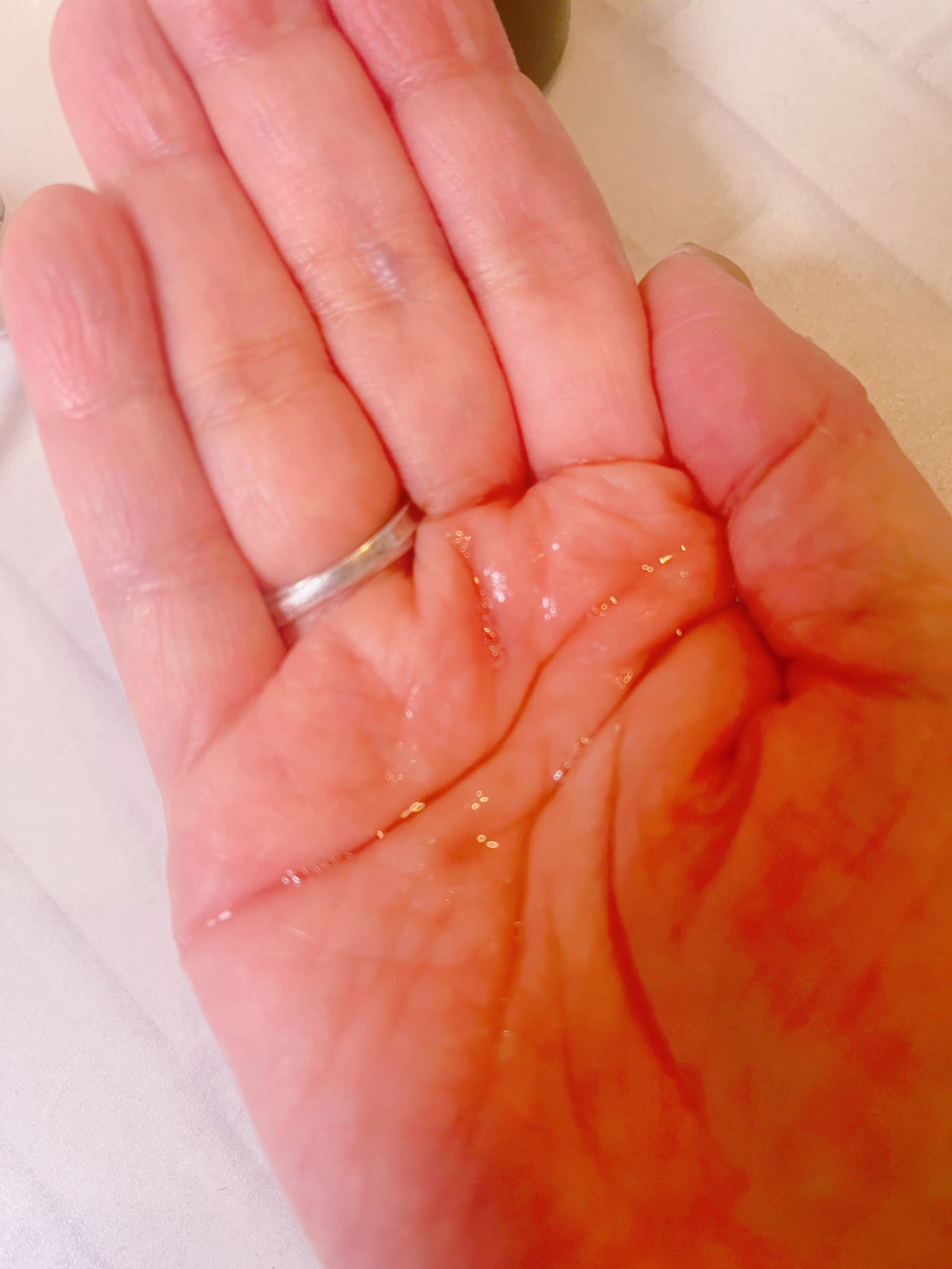 オタネ on LIPS 「液体からクリームに変わるトリートメント。モニターさせていただき..」(2枚目)