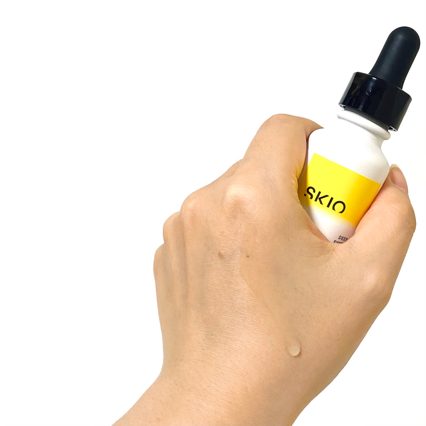 スキオVCホワイトピールセラム/SKIO/美容液を使ったクチコミ(4枚目)