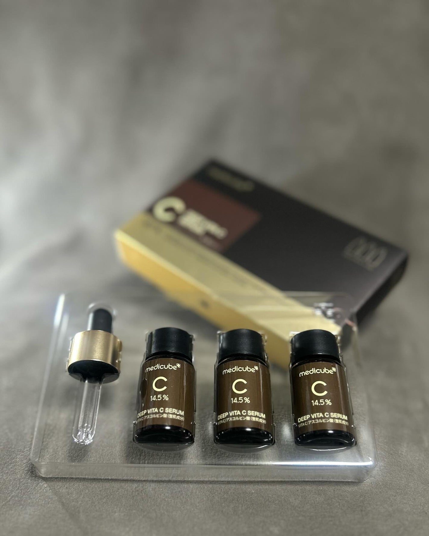 ディープビタCアンプル2.0/MEDICUBE/美容液を使ったクチコミ(2枚目)