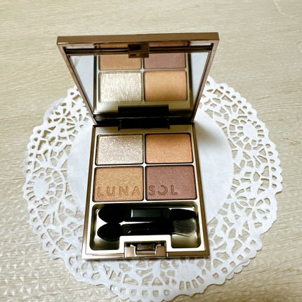 スキンモデリングアイズ/LUNASOL/アイシャドウパレットを使ったクチコミ(2枚目)