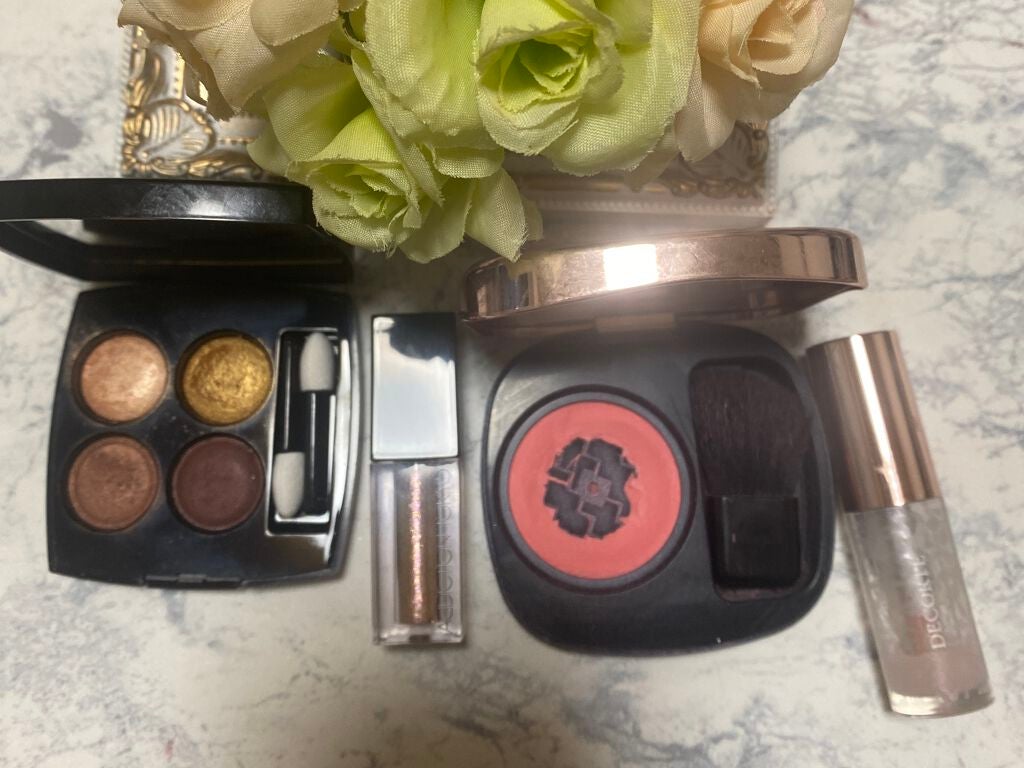 レ キャトル オンブル/CHANEL/アイシャドウパレットを使ったクチコミ(1枚目)