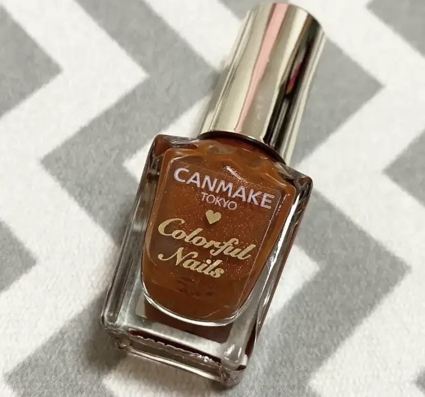 カラフルネイルズ N60 アンティークアンバー/キャンメイク/マニキュアを使ったクチコミ（1枚目）