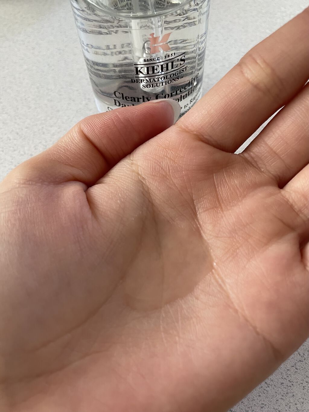 キールズ DS クリアリーブライト エッセンス[医薬部外品]/Kiehl's/美容液を使ったクチコミ（3枚目）
