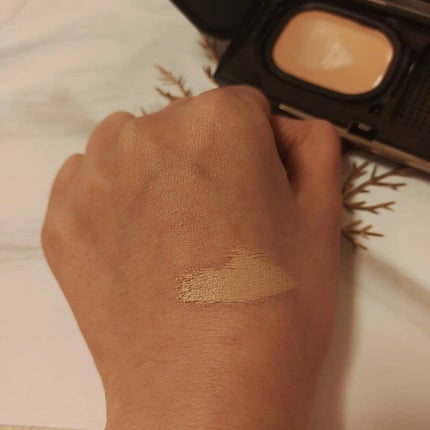 フローレス フィット/COVERMARK/クリーム・エマルジョンファンデーションを使ったクチコミ(4枚目)