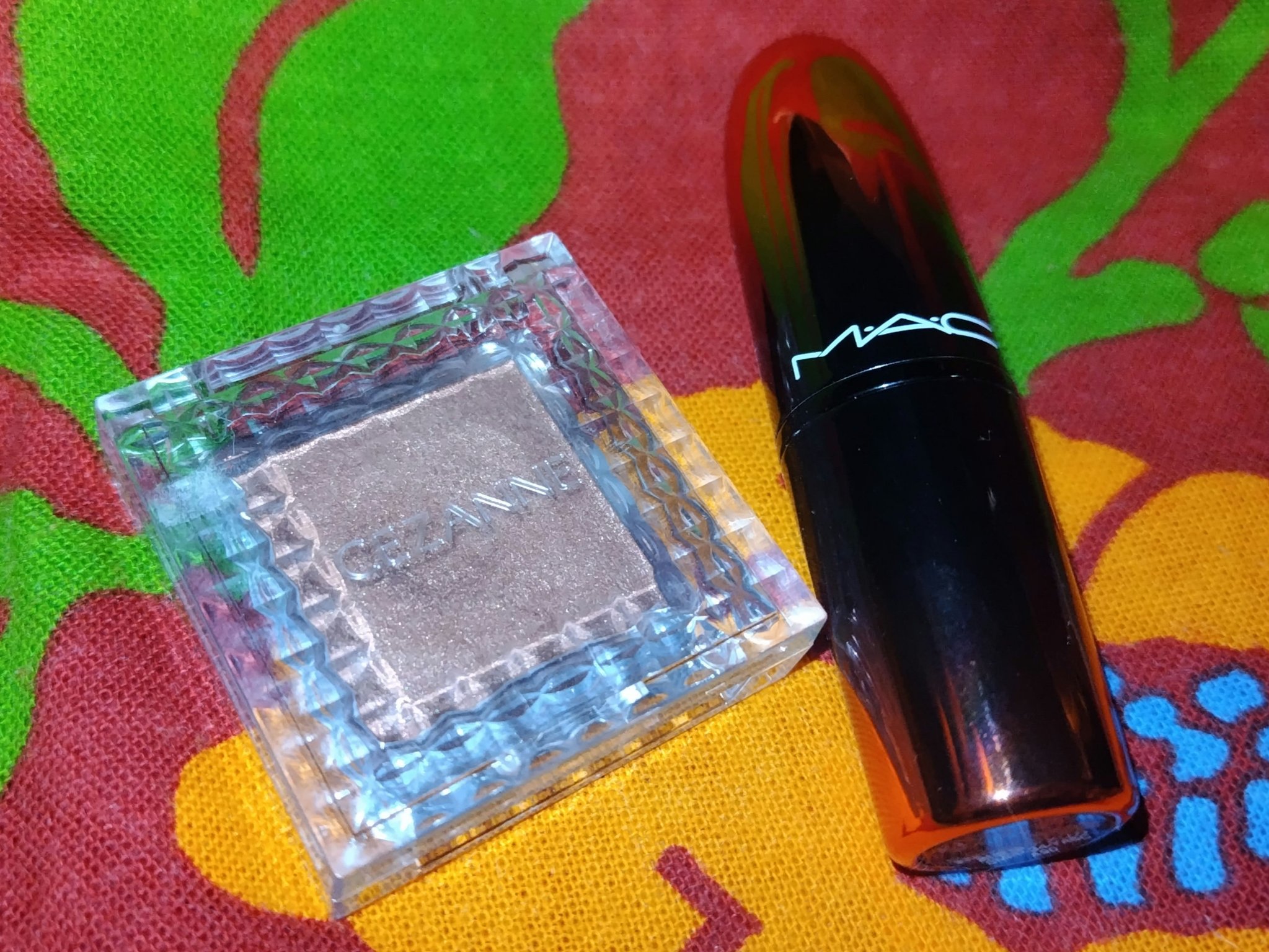 ラブ ミー リップスティック /M・A・C/口紅を使ったクチコミ（1枚目）