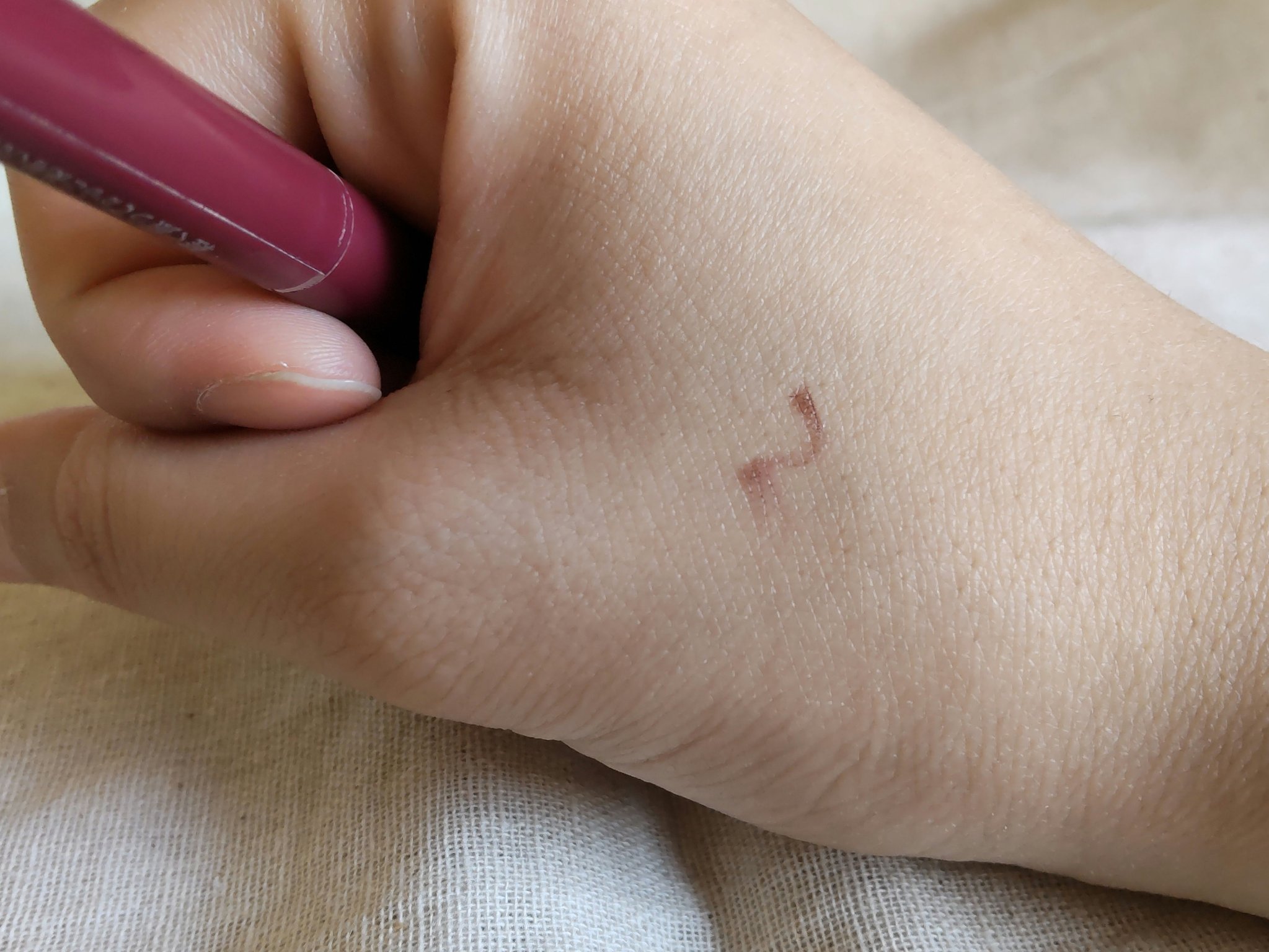 シルキーリキッドアイライナーWP/D-UP/リキッドアイライナーを使ったクチコミ（3枚目）