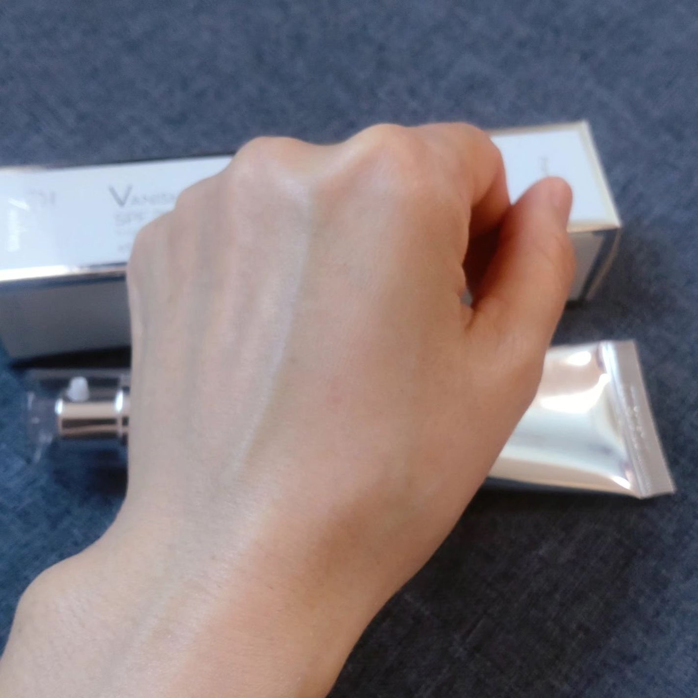 バニシングバーム プレミアム トーンアップ SPF21/9Wishes/化粧下地を使ったクチコミ(8枚目)