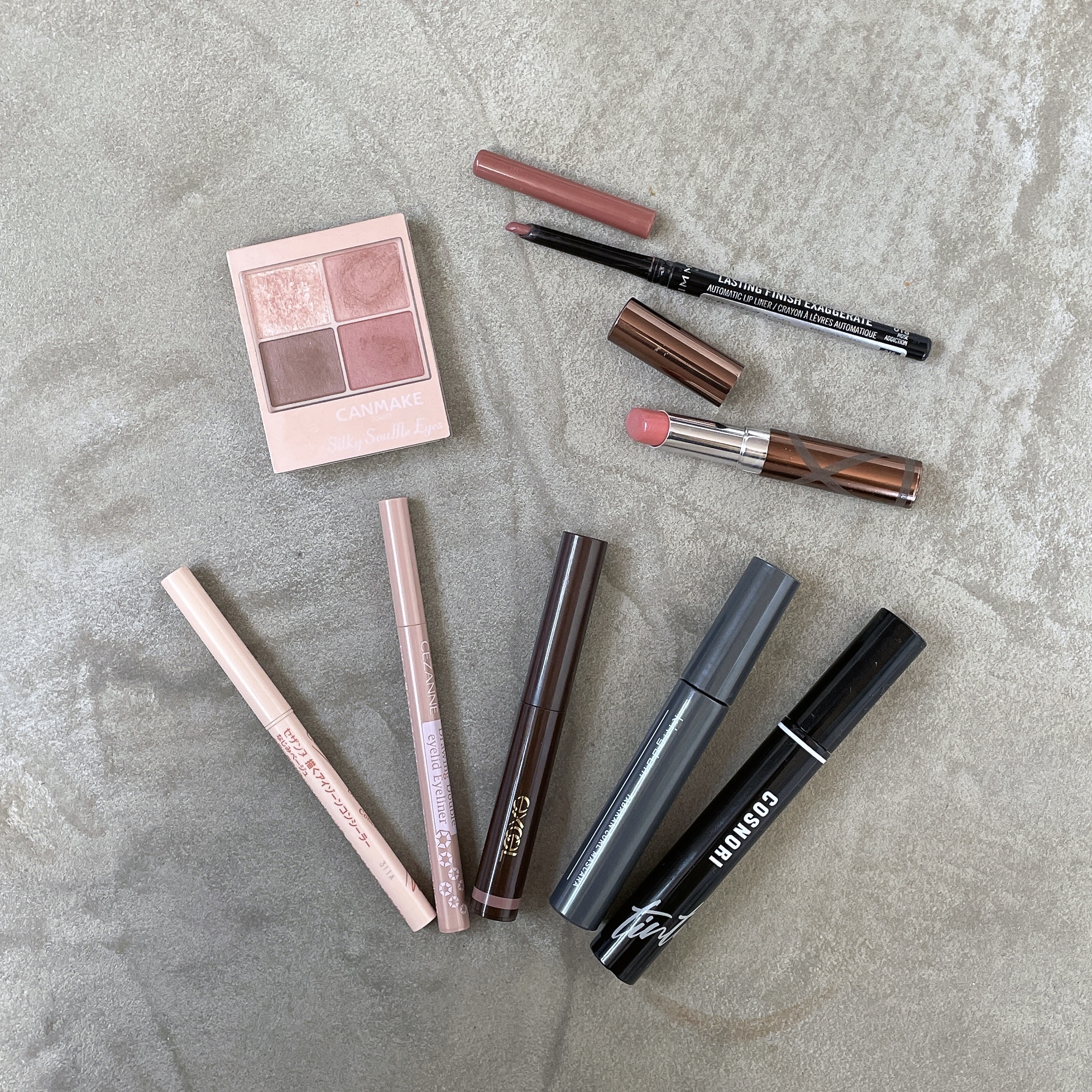 シルキースフレアイズ（マットタイプ）/キャンメイク/アイシャドウパレットを使ったクチコミ（2枚目）