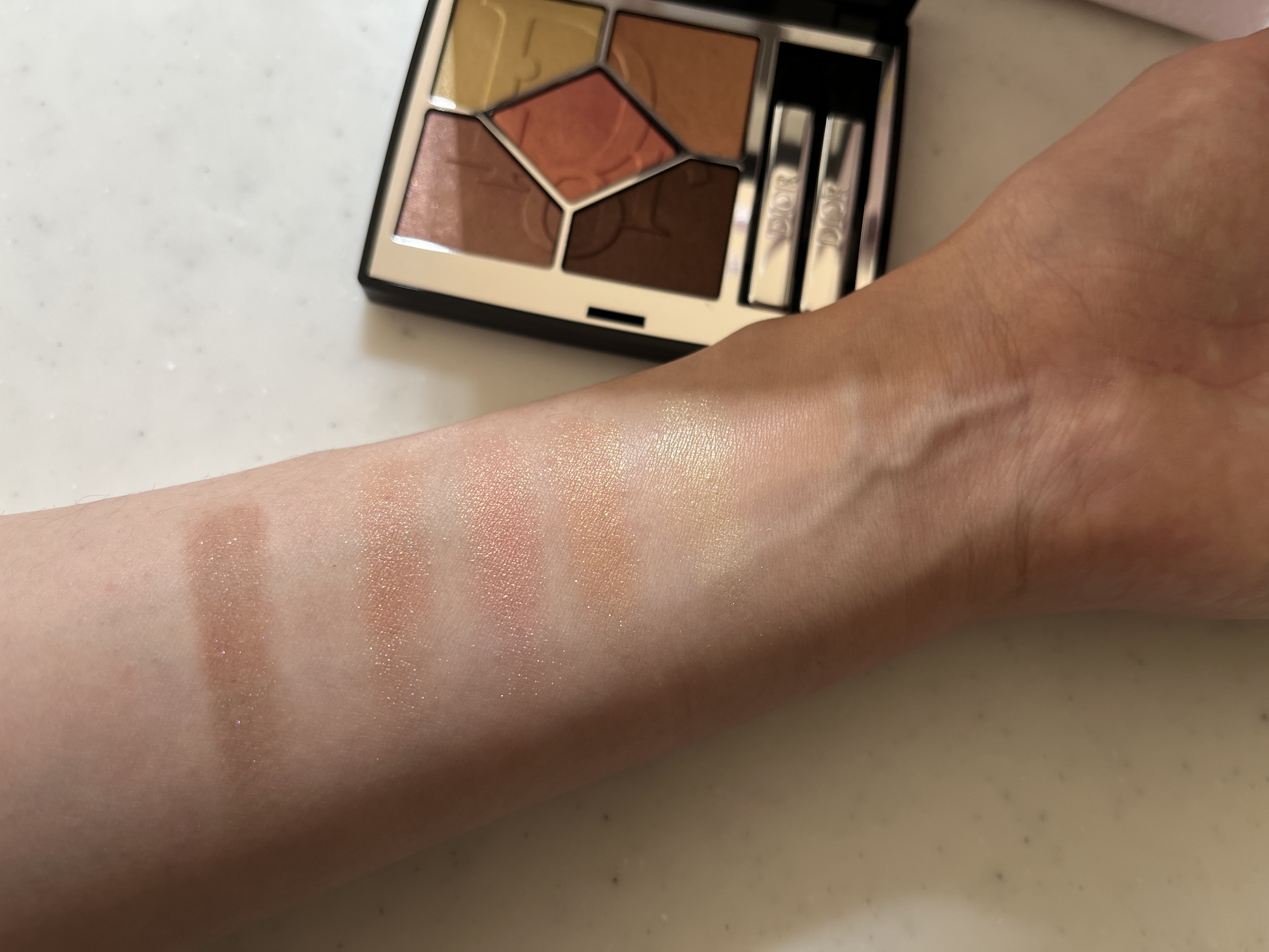 ディオールショウ サンク クルール/Dior/アイシャドウを使ったクチコミ（2枚目）