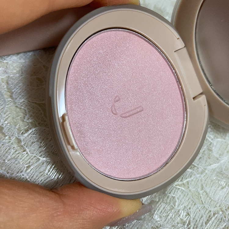 CUBISM ニュアンスグロウパウダー #M206 メロウピーチ(3.5g)/Joocyee/パウダーチークを使ったクチコミ（3枚目）