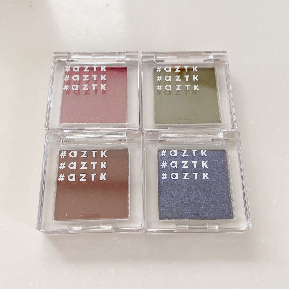 シングルアイシャドウ/aZTK/単色アイシャドウを使ったクチコミ（2枚目）