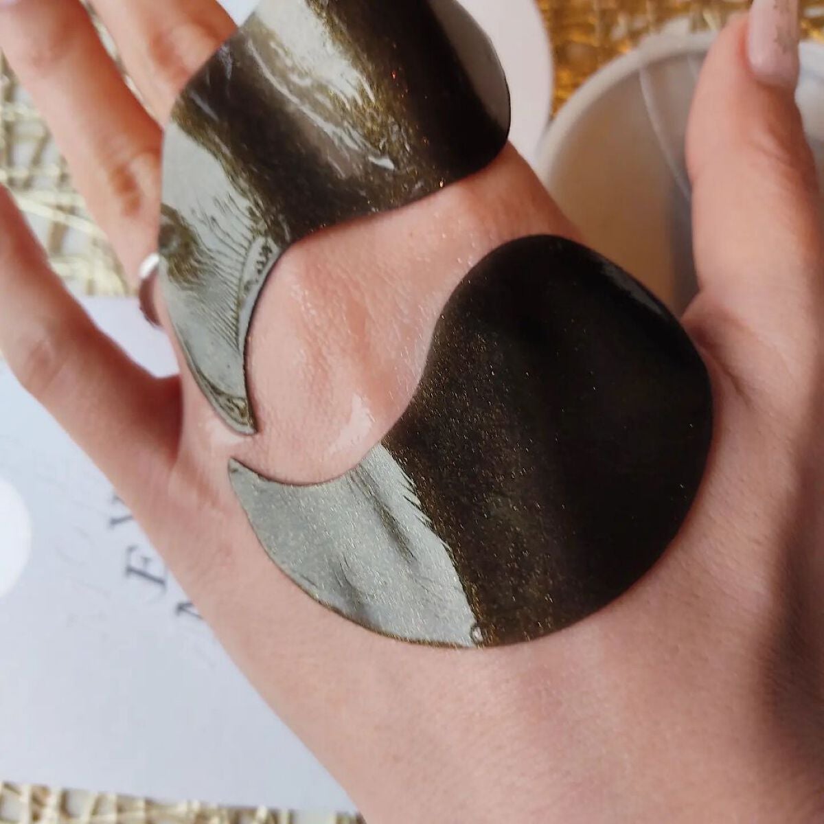 りれママ♥️韓国コスメ🇰🇷フォロバ✌️ on LIPS 「SHANGPREE●POOLDIVEEYEMASK(プールダイ..」(7枚目)