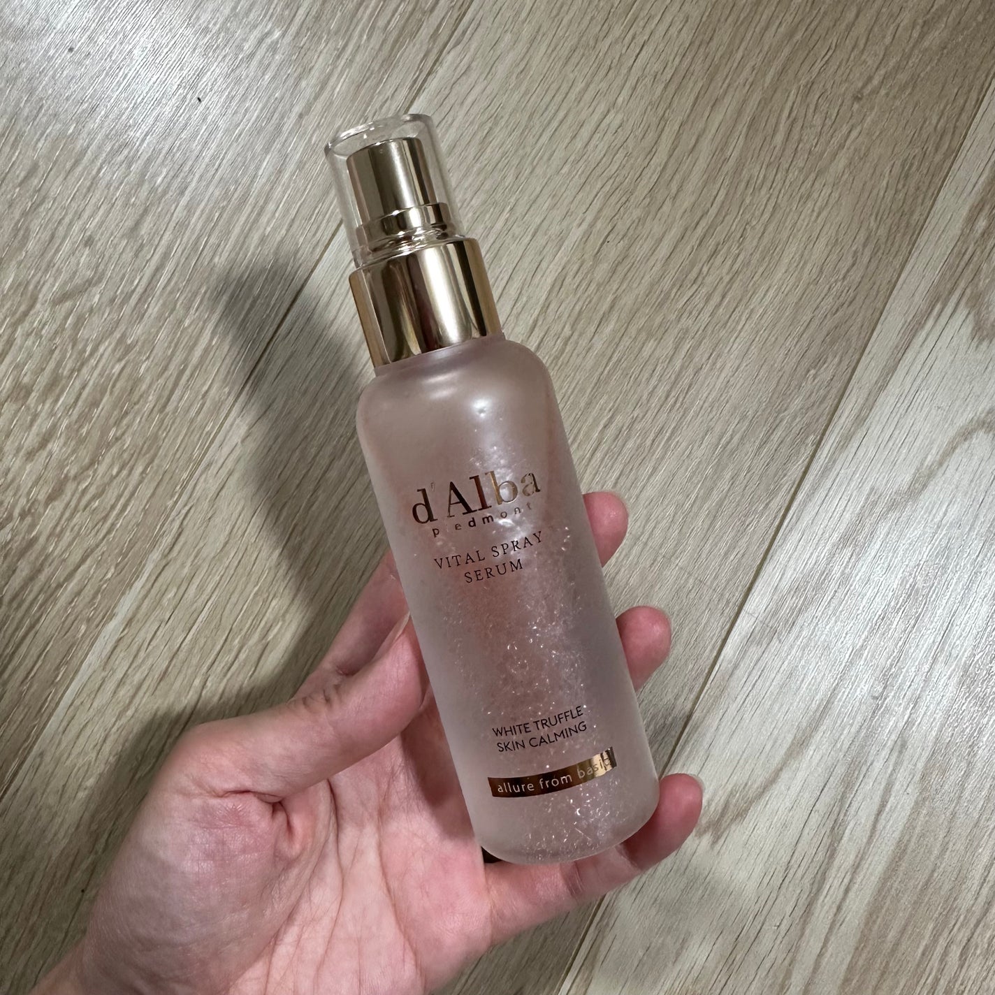 ダルバ ホワイトトリュフバイタルスプレーセラム/ダルバ/ミスト状化粧水を使ったクチコミ(2枚目)