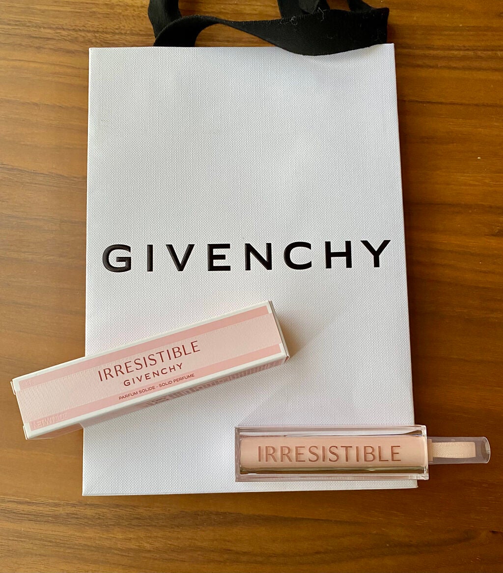 イレジスティブル ソリッド パフューム/GIVENCHY/練り香水を使ったクチコミ(6枚目)