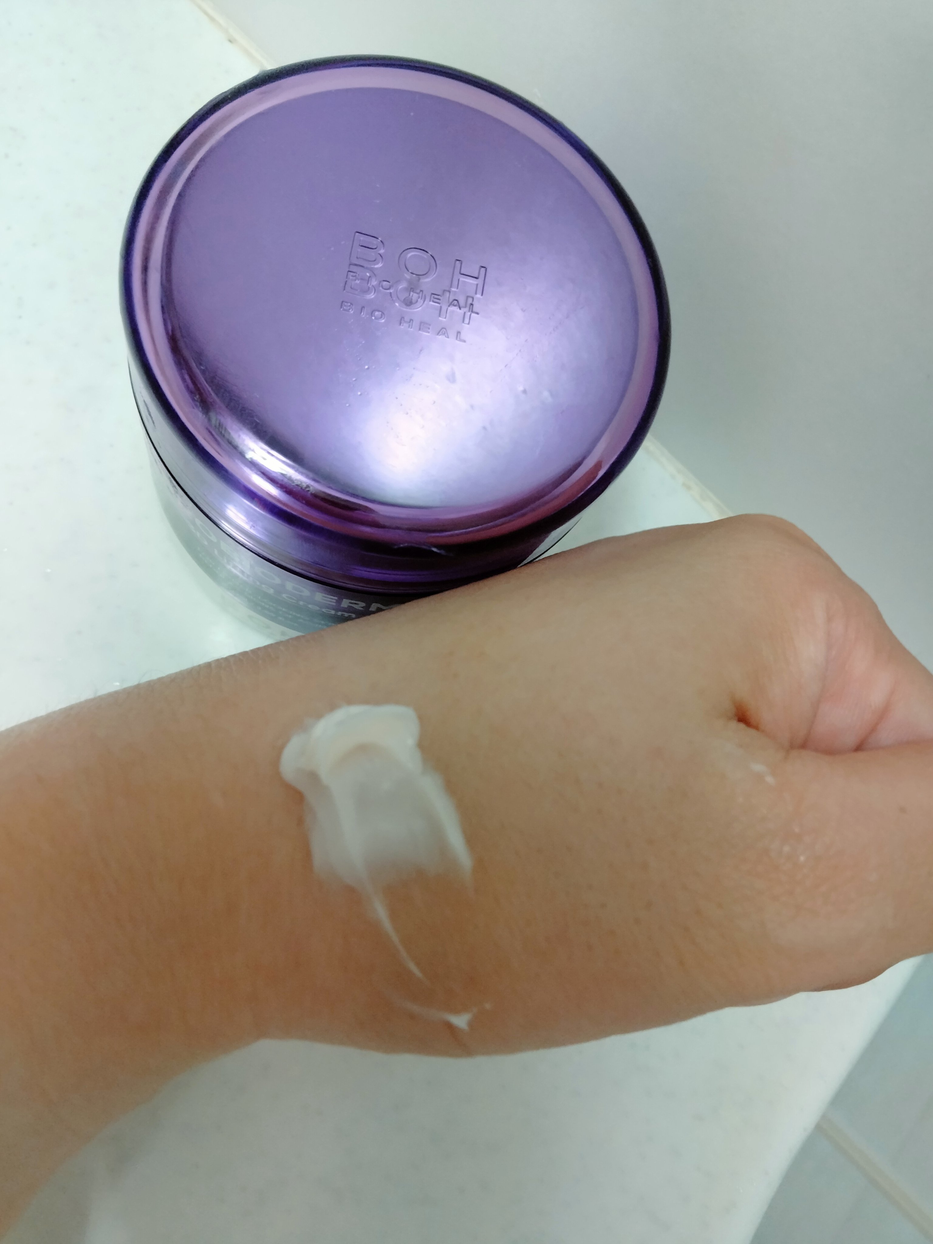 バイオヒールボ プロバイオダーム 3Dリフティングクリーム/BIOHEAL BOH/フェイスクリームを使ったクチコミ（3枚目）