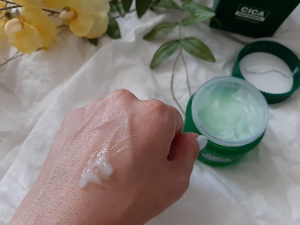 シカパンテノールスリーピングマスク/SNP/フェイスクリームを使ったクチコミ(4枚目)