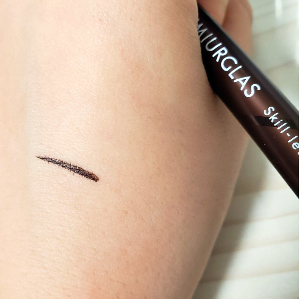 スキルレスライナー/LUMIURGLAS/リキッドアイライナーを使ったクチコミ(2枚目)