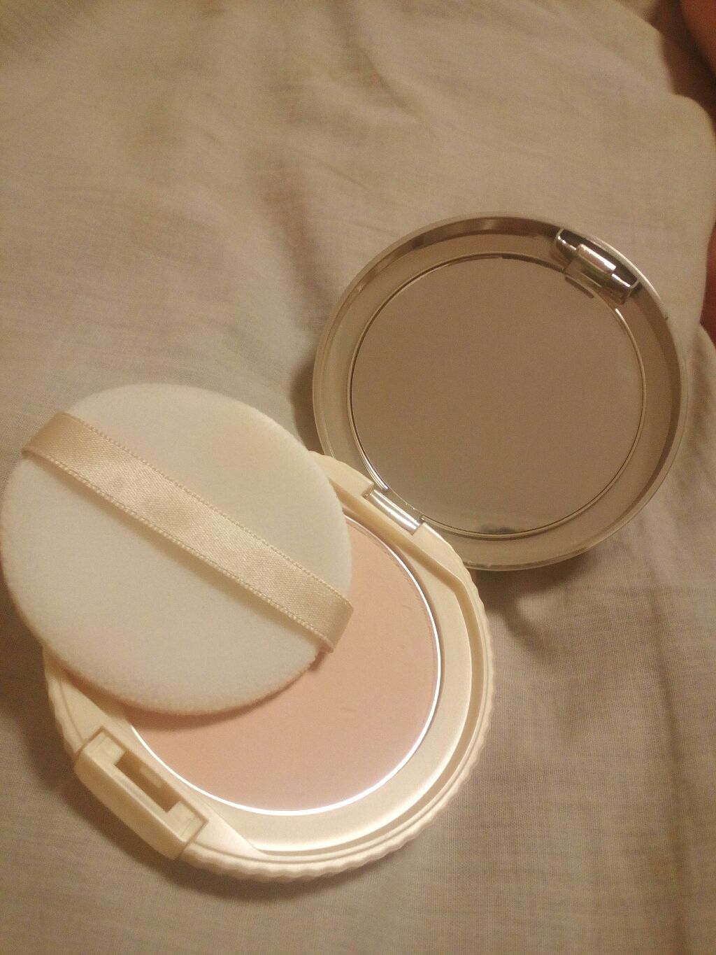 【旧品】マシュマロフィニッシュパウダー/キャンメイク/プレストパウダーを使ったクチコミ（2枚目）