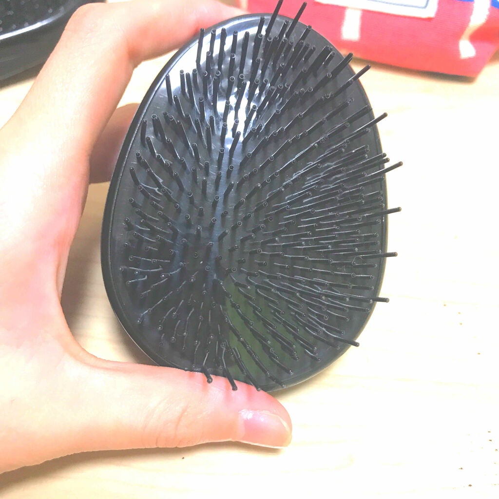 立体ヘアブラシ/DAISO/ヘアブラシを使ったクチコミ(3枚目)