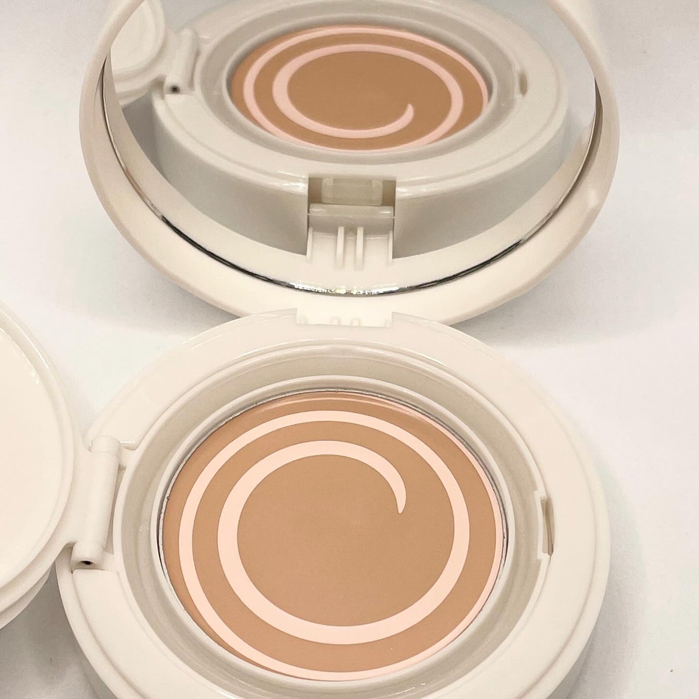 ジェリーカバーパクト/SISTER ANN/クリーム・エマルジョンファンデーションを使ったクチコミ(2枚目)