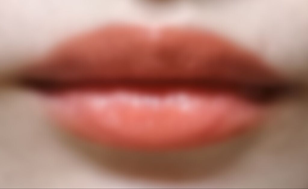 カラーハイビジョンルージュ/KATE/口紅を使ったクチコミ(3枚目)