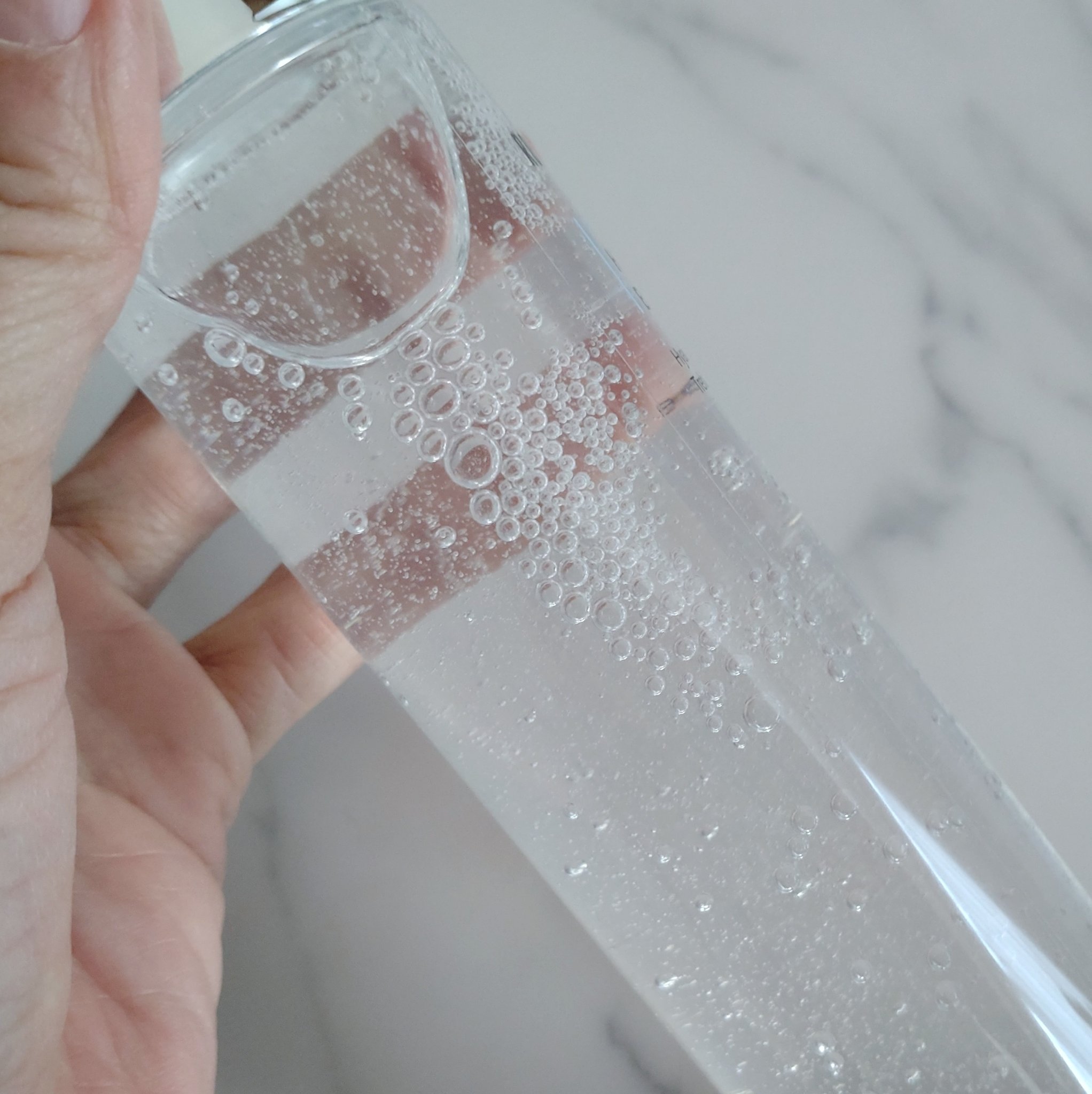 アクアヒアルロニックエッセンス/ロベクチン/化粧水を使ったクチコミ（3枚目）