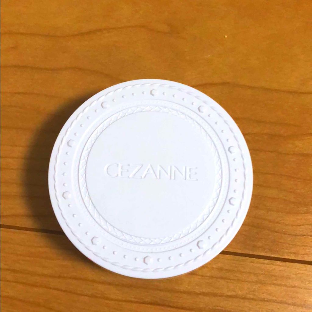 UVクリアフェイスパウダー/CEZANNE/プレストパウダーを使ったクチコミ（1枚目）