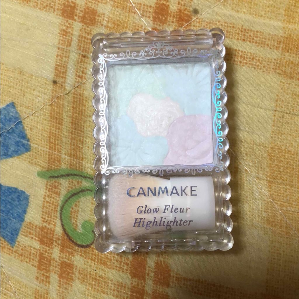 グロウフルールハイライター/キャンメイク/パウダーハイライトを使ったクチコミ（1枚目）
