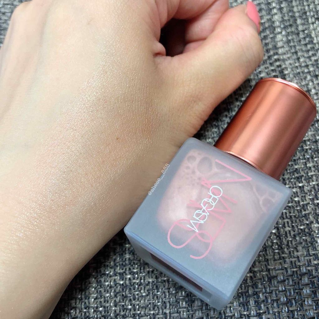 リキッドハイライター/NARS/リキッドハイライトを使ったクチコミ(3枚目)