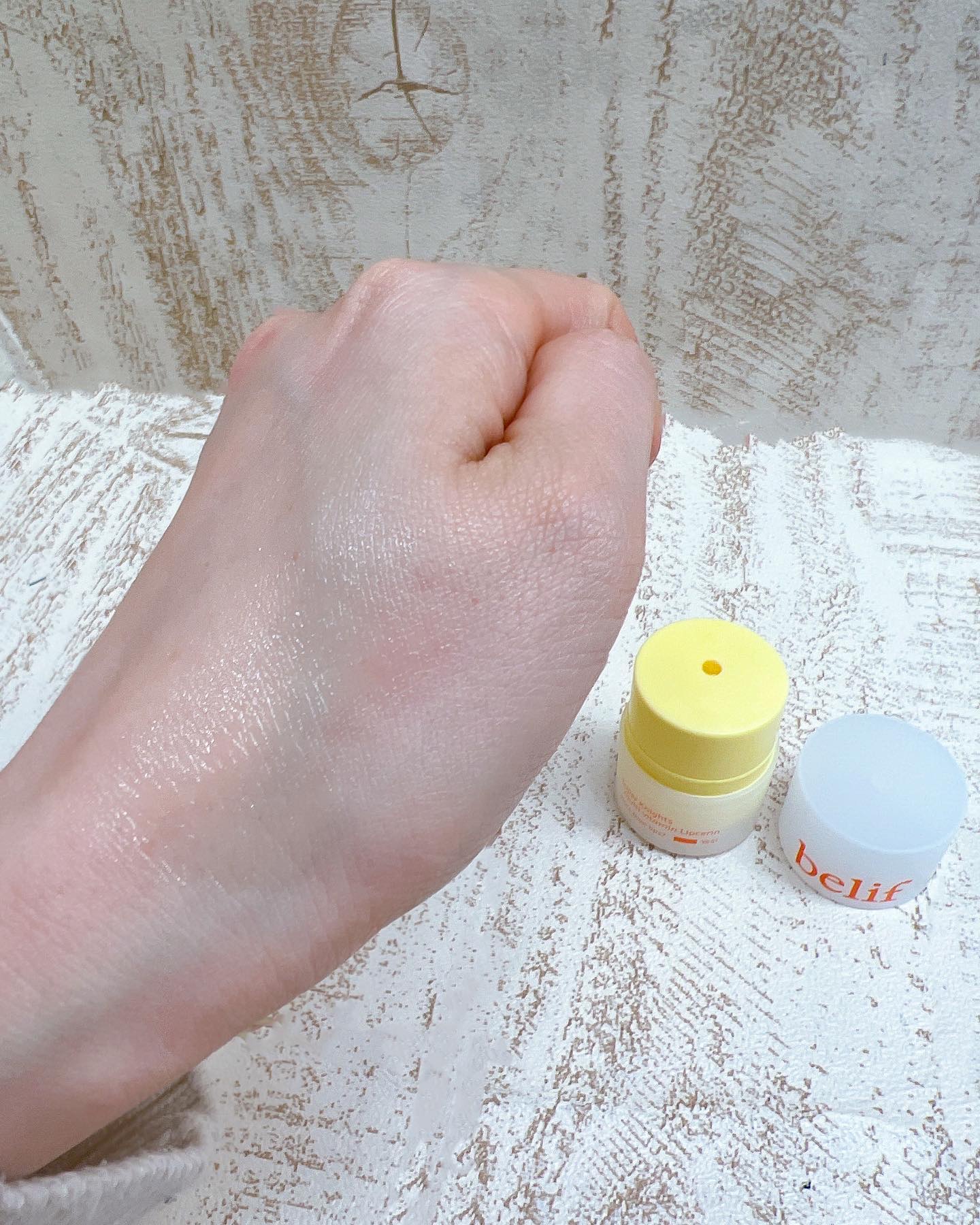 スーパーナイツ マルチ Ｖ リップセリン /belif/リップクリームを使ったクチコミ（3枚目）