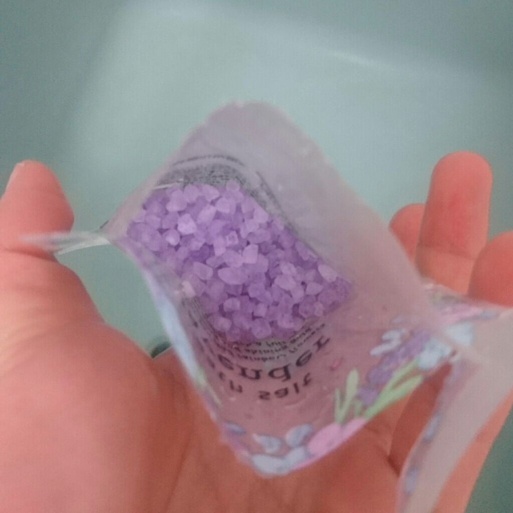 サンハーブ バスソルト ピュアローズ/サンハーブ/入浴剤を使ったクチコミ(3枚目)