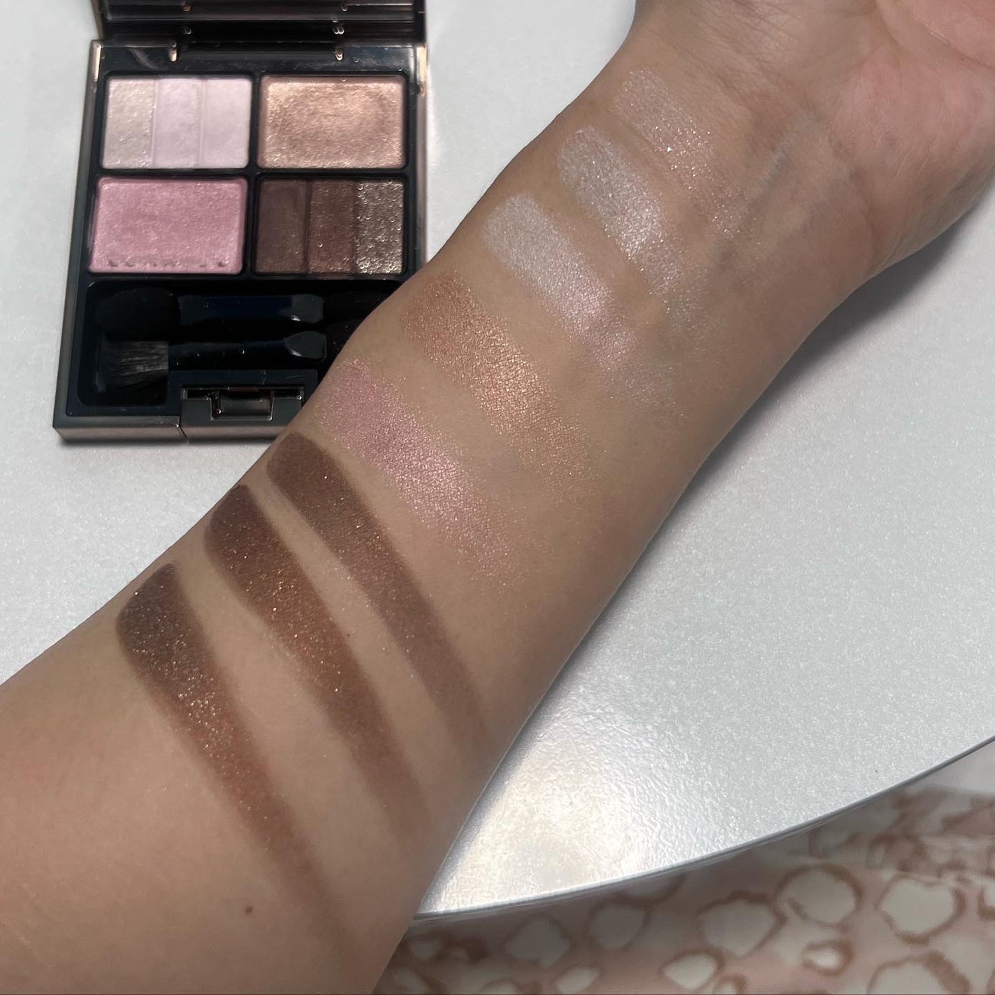 スリーディメンショナルアイズ/LUNASOL/アイシャドウパレットを使ったクチコミ(7枚目)