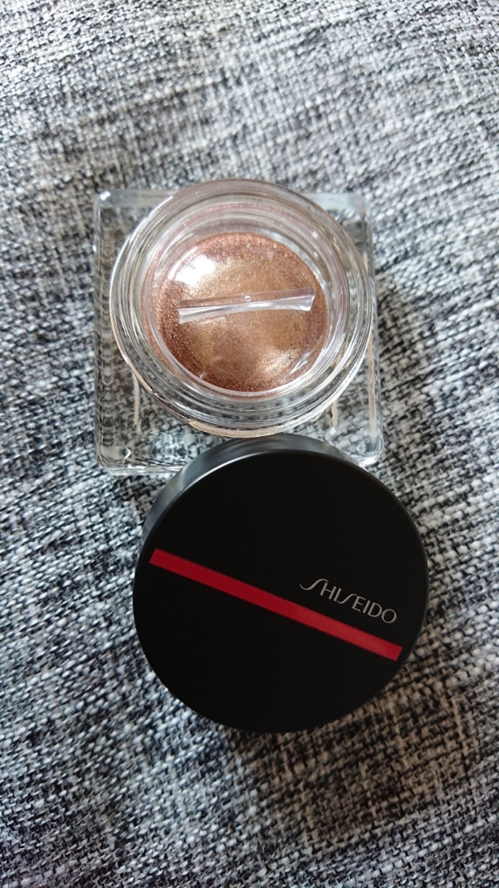 オーラデュウ プリズム 04 Aurora/SHISEIDO/単色アイシャドウを使ったクチコミ（2枚目）