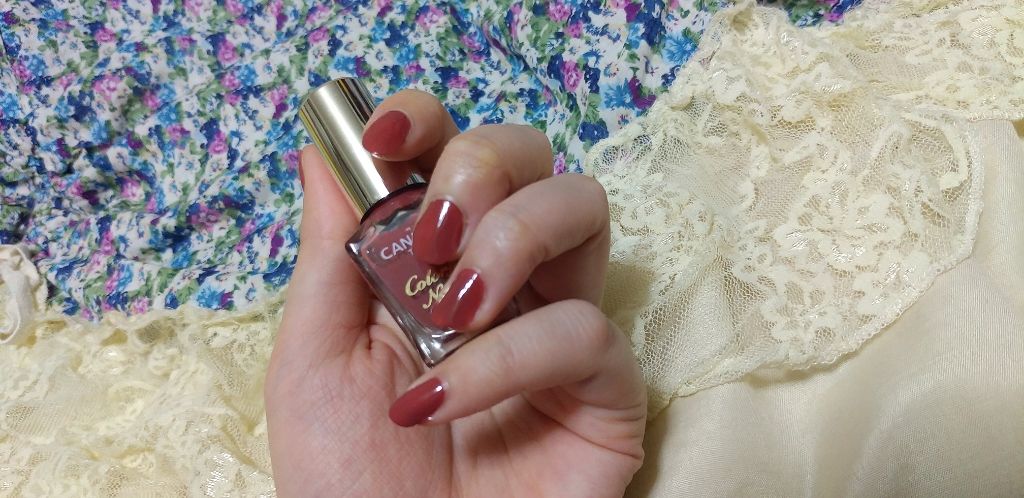 カラフルネイルズ/キャンメイク/マニキュアを使ったクチコミ（1枚目）