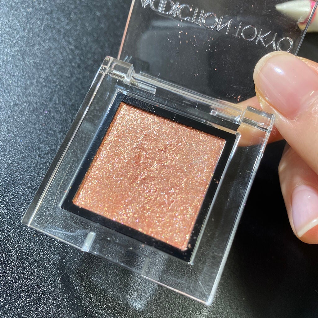 アディクション ザ アイシャドウ スパークル/ADDICTION/単色アイシャドウを使ったクチコミ(2枚目)