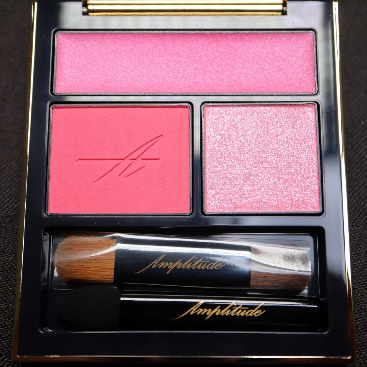 コンスピキュアス アイズ/Amplitude/アイシャドウパレットを使ったクチコミ(2枚目)