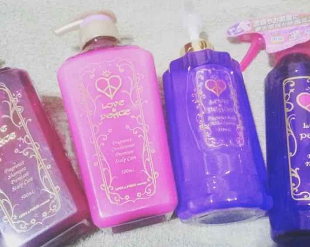 ラブ&ピース ヘアコロン シャイニー/ラブアンドピースパルファム/ヘアミストを使ったクチコミ(1枚目)