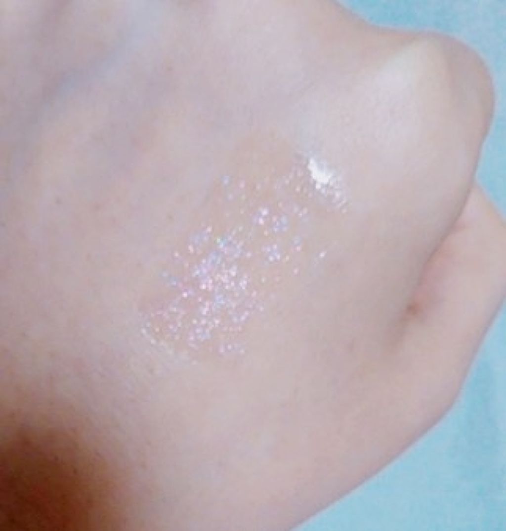 メスメリック グロスオン/CHICCA/リップグロスを使ったクチコミ(3枚目)