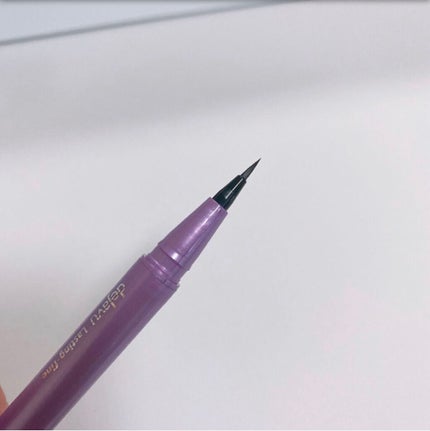 「密着アイライナー」ショート筆リキッド/デジャヴュ/リキッドアイライナーを使ったクチコミ(3枚目)