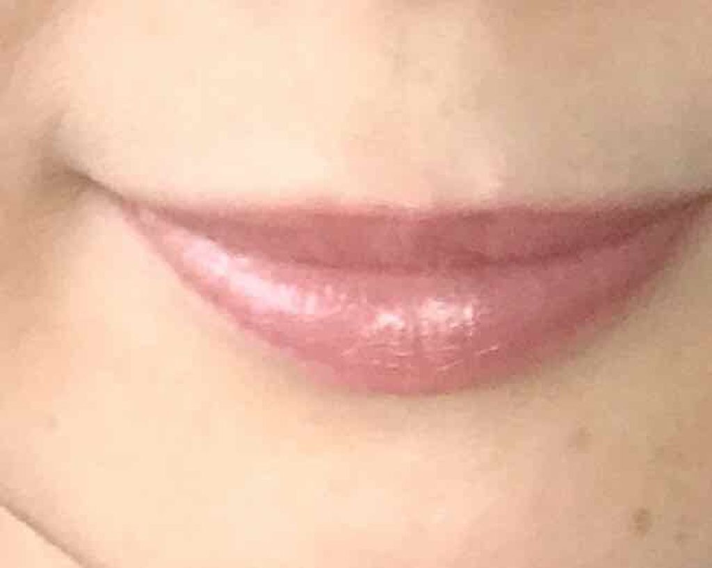 マットリップカラー/e.l.f. Cosmetics/口紅を使ったクチコミ(2枚目)