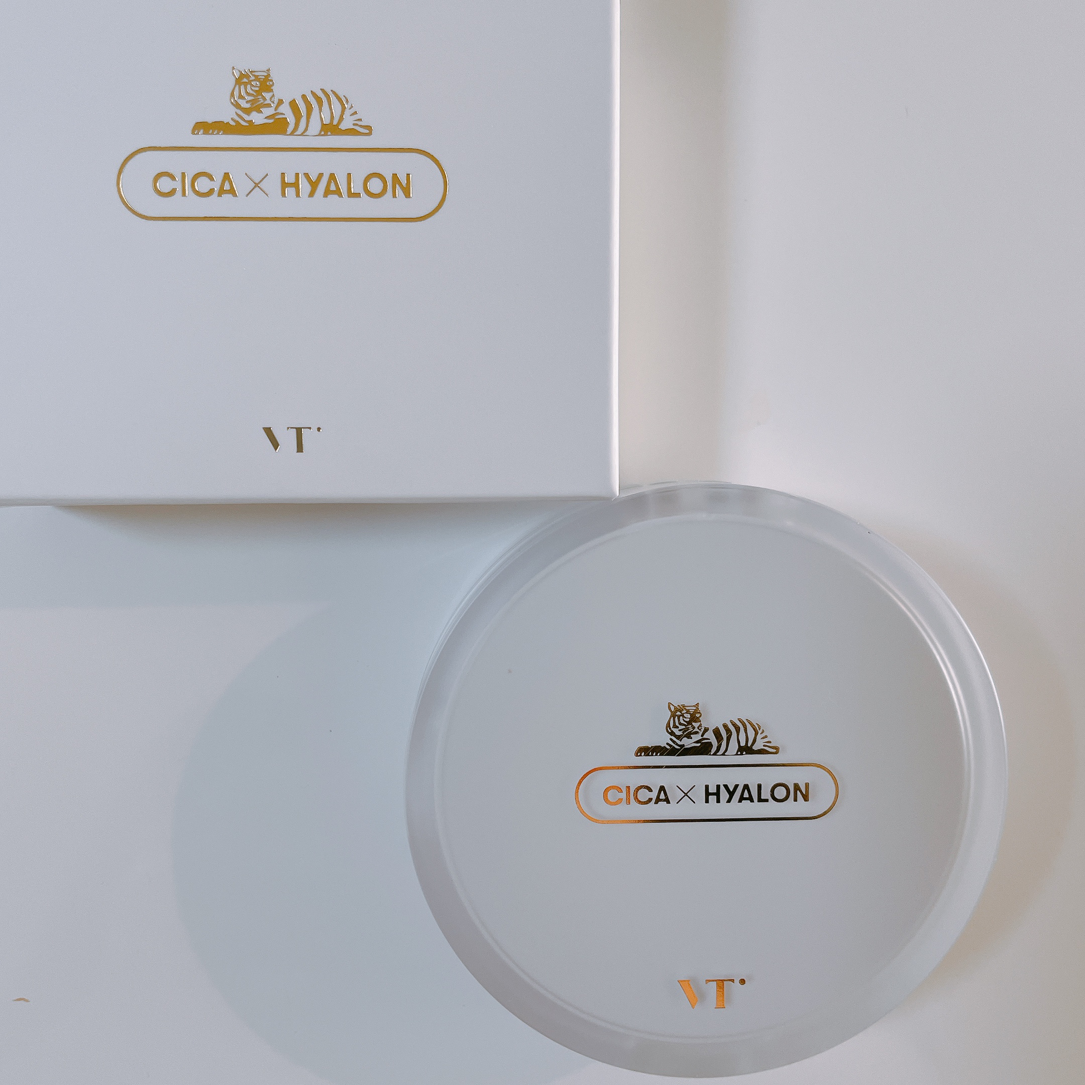 VT CICA スキンフィットカバークッションのクチコミ「私はあまり好みではありませんでした💦

すぐにフィットするので手早く塗らないとムラになりやすい.....」（1枚目）