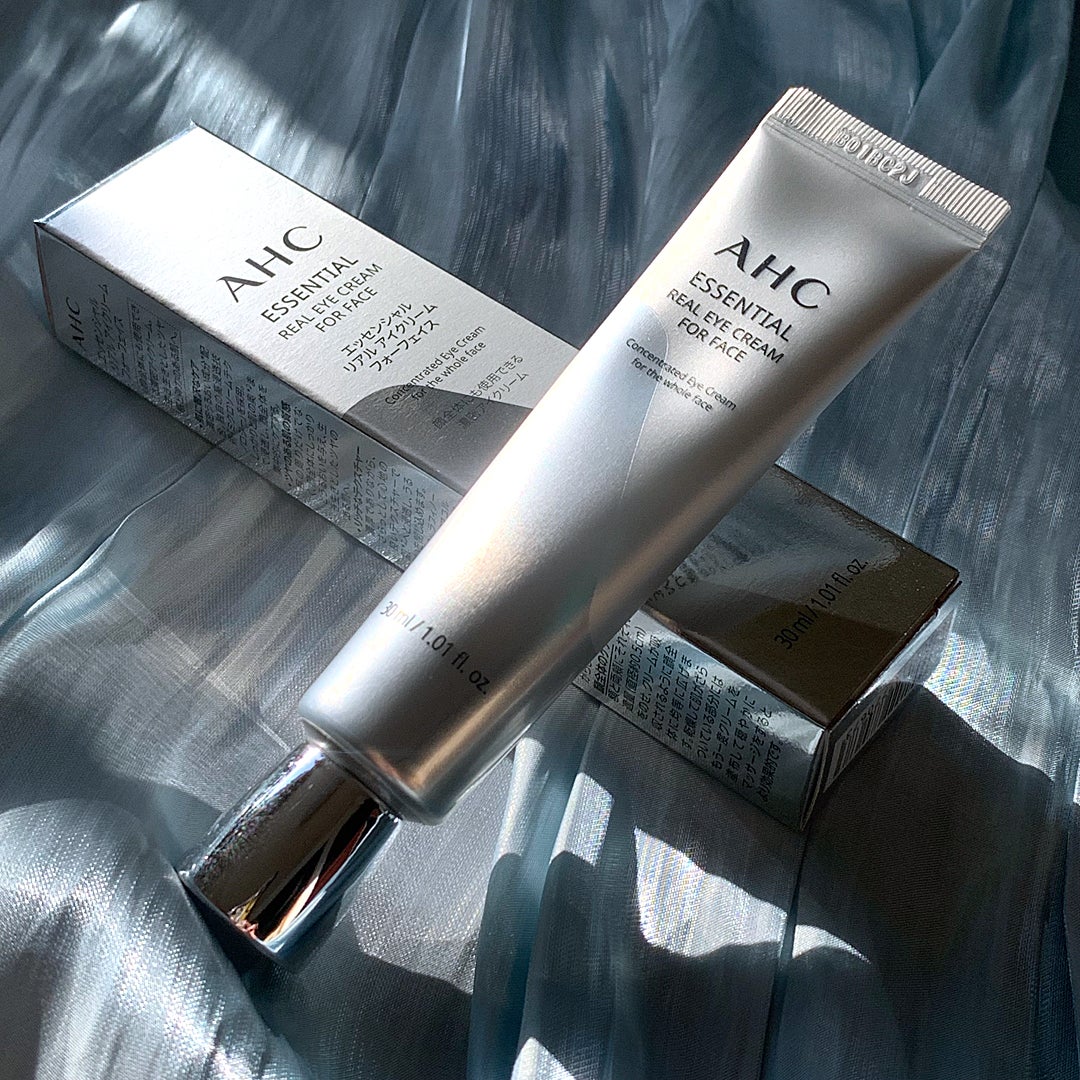エッセンシャル リアル アイクリーム フォーフェイス/AHC/アイケア・アイクリームを使ったクチコミ(1枚目)