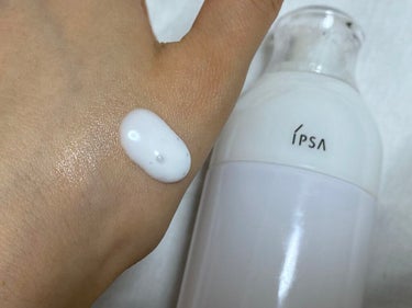 IPSA イプサ ＭＥ ８のクチコミ「細胞の生まれ変わりのエネルギーなど
酵素に着目し健やかな肌を目指すスキンケア。
これ1つで化粧.....」（3枚目）