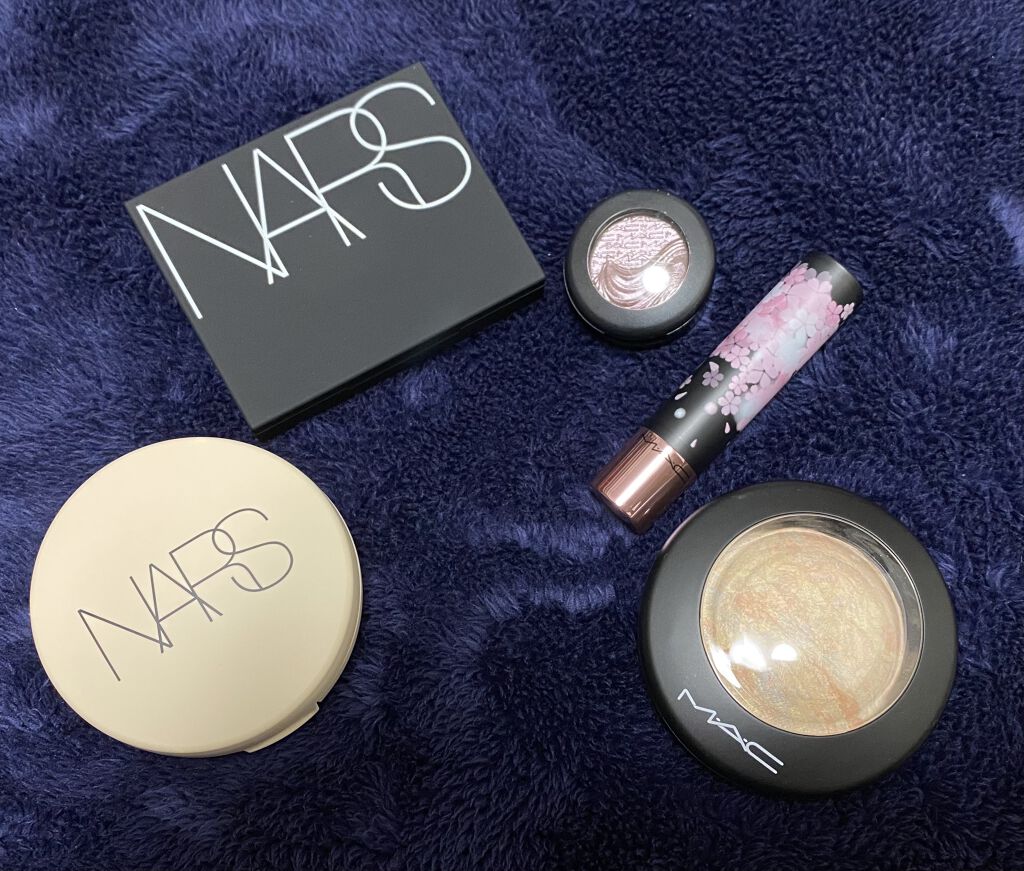 ピュアラディアントプロテクション アクアティックグロー クッションファンデーション SPF50+／PA+++ 00510/NARS/クッションファンデーションを使ったクチコミ（1枚目）