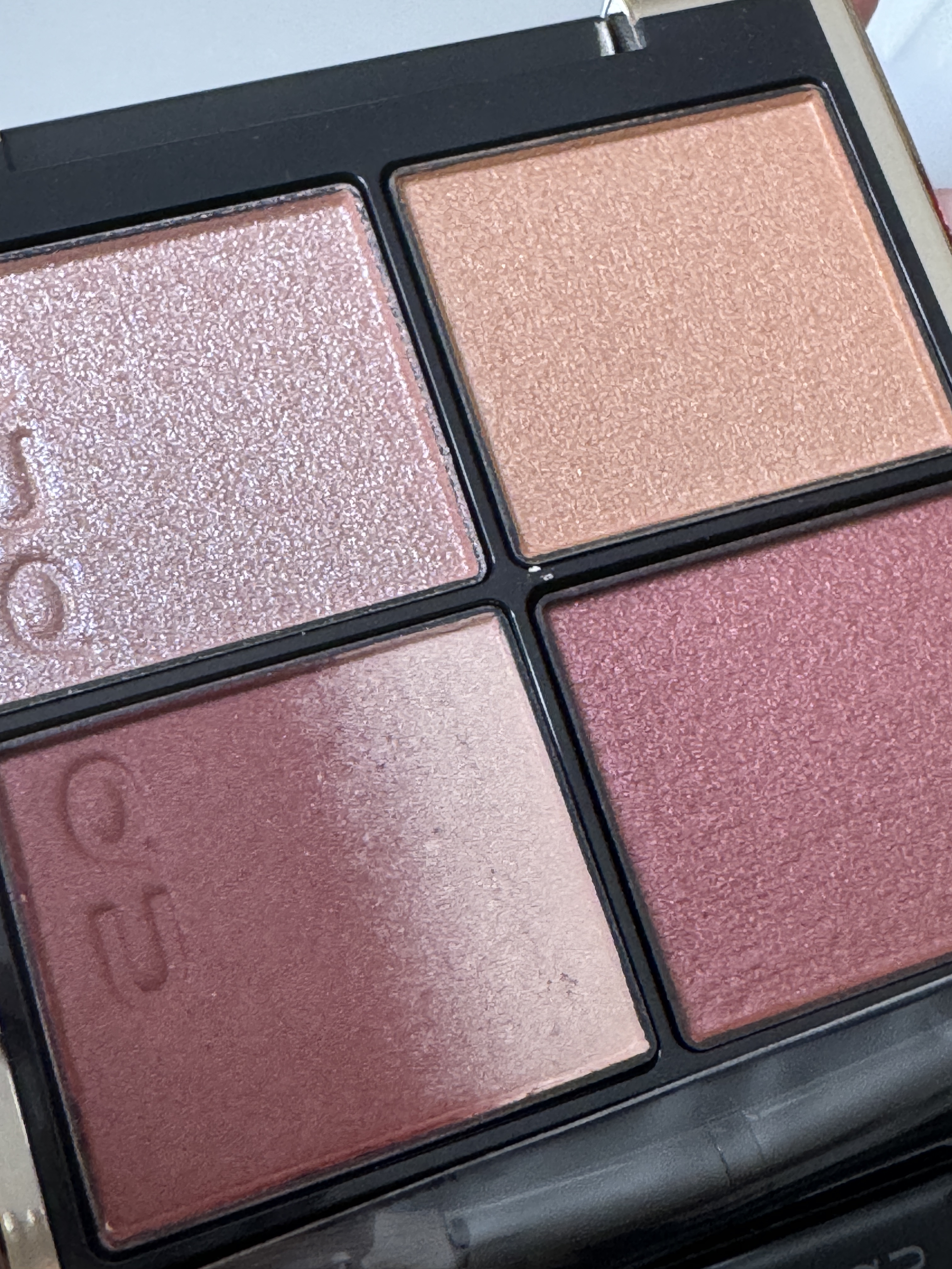 シグニチャー カラー アイズ 140 雅空 -MIYABIZORA（限定色）/SUQQU/アイシャドウパレットを使ったクチコミ（2枚目）