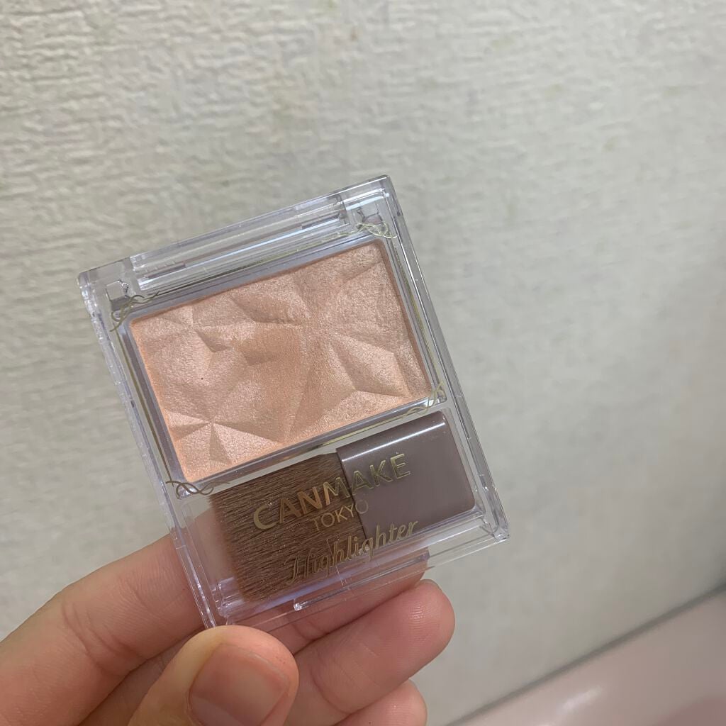 ハイライター/キャンメイク/パウダーハイライトを使ったクチコミ(1枚目)