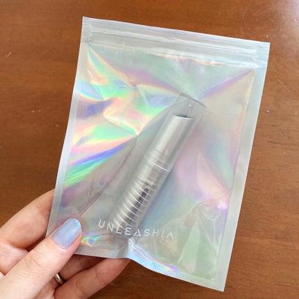 グリッタリーウェブリップバーム/unleashia/リップケアを使ったクチコミ(3枚目)